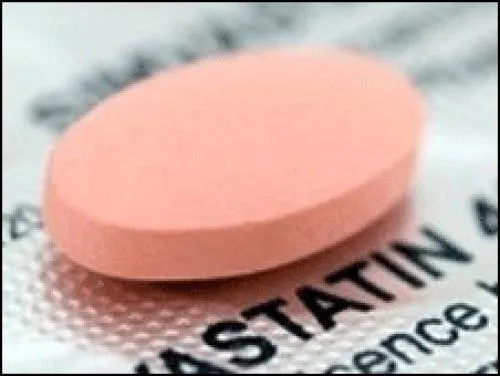 {'en': 'Simvastatin and cholesterol', 'es': 'Simvastatina y colesterol'} Image