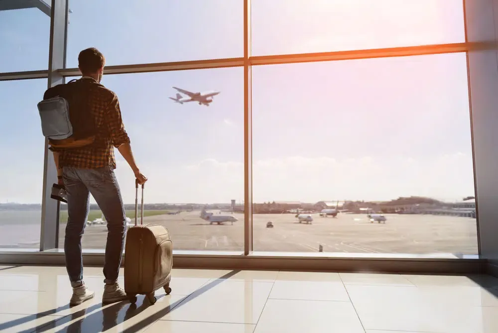 {'en': 'Travel with diabetes', 'es': 'Viajar con diabetes'} Image