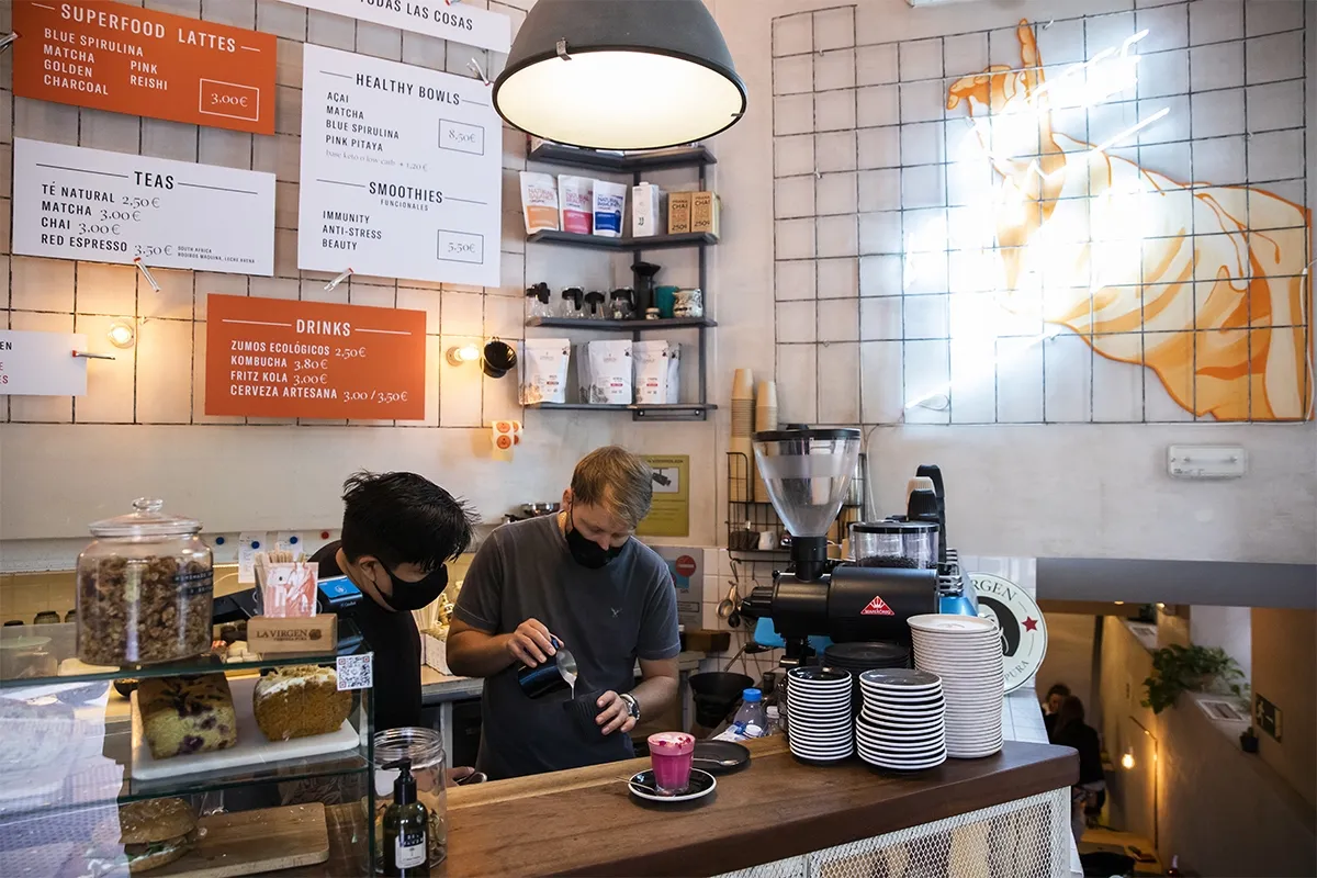 {'en': 'Eye!Now most of the sweeps of the coffee shops and restaurants in Madrid carry glucose!', 'es': 'Ojo! Ahora la mayoría de los edulcorantes de las cafeterías y restaurantes de Madrid llevan glucosa!'} Image