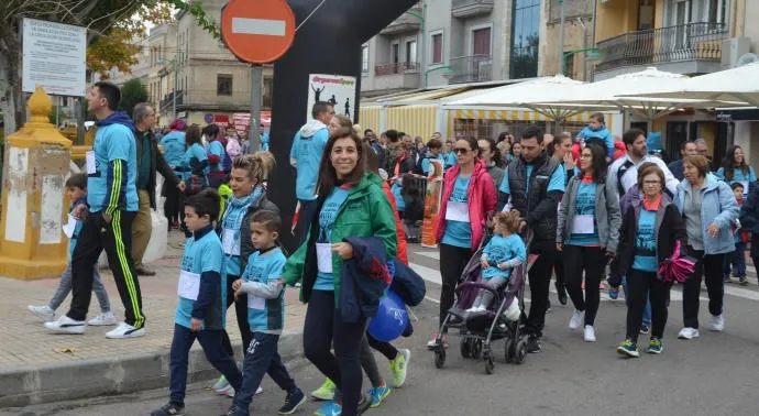 {'en': 'Blue tide for diabetes in Miróbriga', 'es': 'Marea azul por la diabetes en Miróbriga'} Image