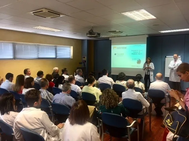 {'en': '50 professionals participate in the day of innovation in the management of type 2 diabetes', 'es': '50 profesionales participan en la jornada de Innovación en el manejo de la Diabetes tipo 2'} Image