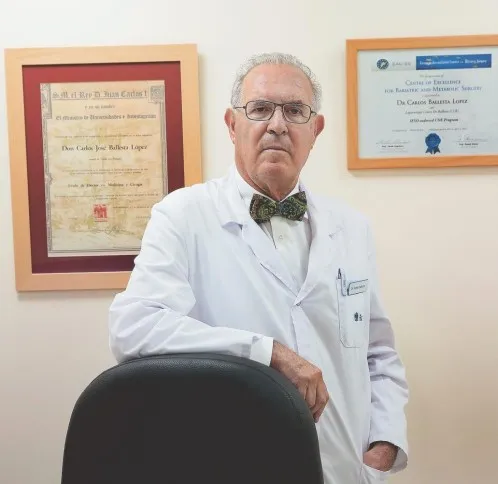 {'en': 'Dr. Ballesta: «Before we operated obese with type 2 diabetes;Today, Diabetics with a few extra kilos »', 'es': 'Dr. Ballesta: «Antes operábamos obesos con diabetes tipo 2; hoy, a diabéticos con unos kilos de más»'} Image