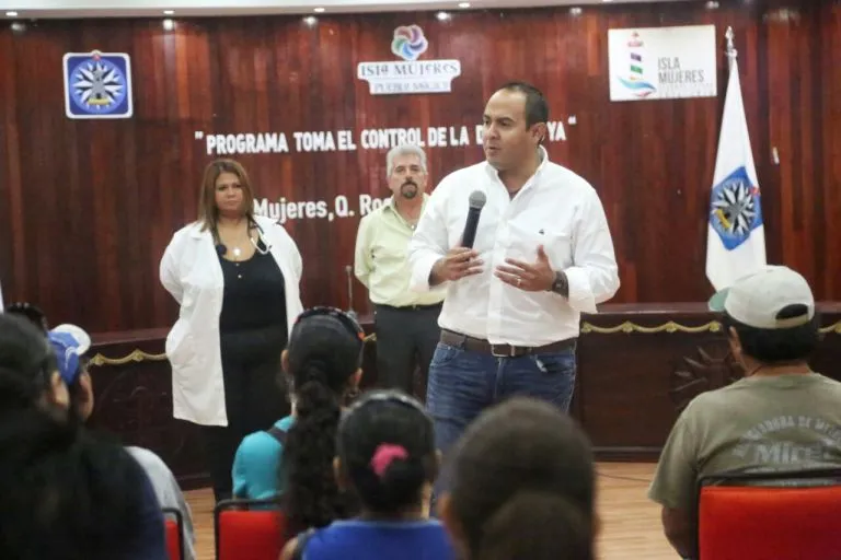 {'en': 'Head @juancarrillo58 The beginning of the program "Take control of diabetes already"', 'es': 'Encabeza @juancarrillo58el inicio del programa "Toma control de la diabetes ya"'} Image